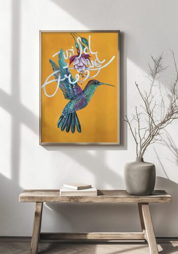 Plakatas Kolibris "Wild & free" interjere